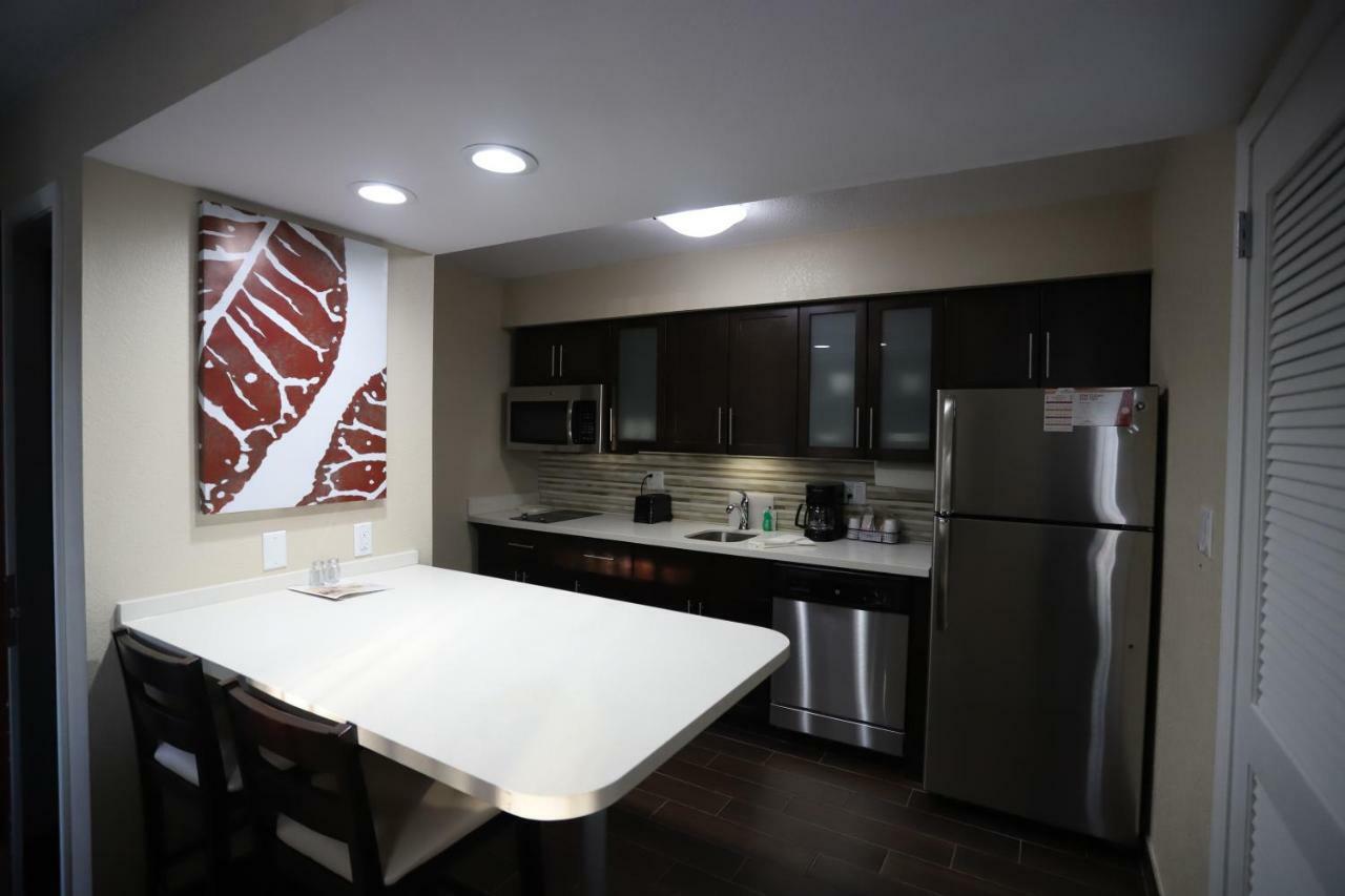 Hawthorn Suites By Wyndham Detroit Southfield Eksteriør bilde