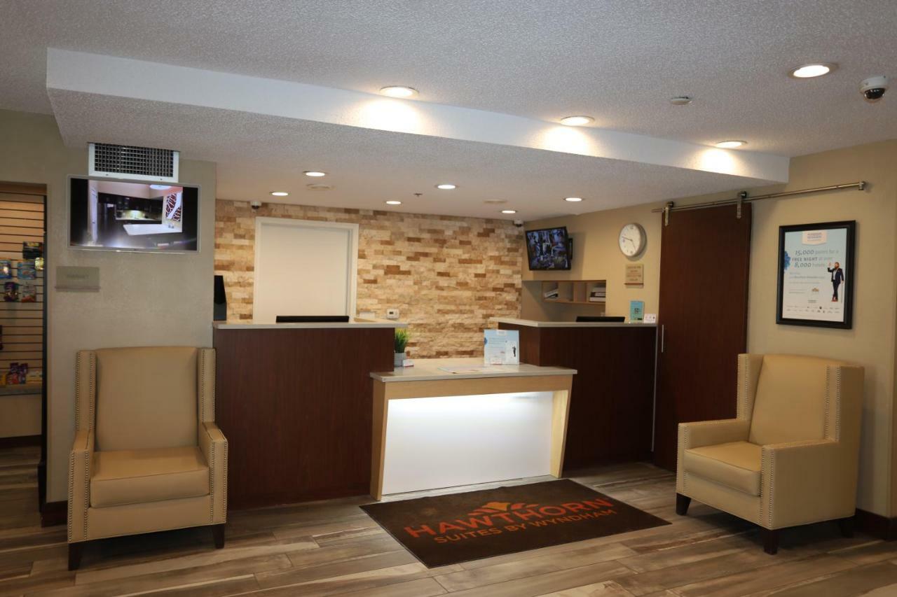 Hawthorn Suites By Wyndham Detroit Southfield Eksteriør bilde