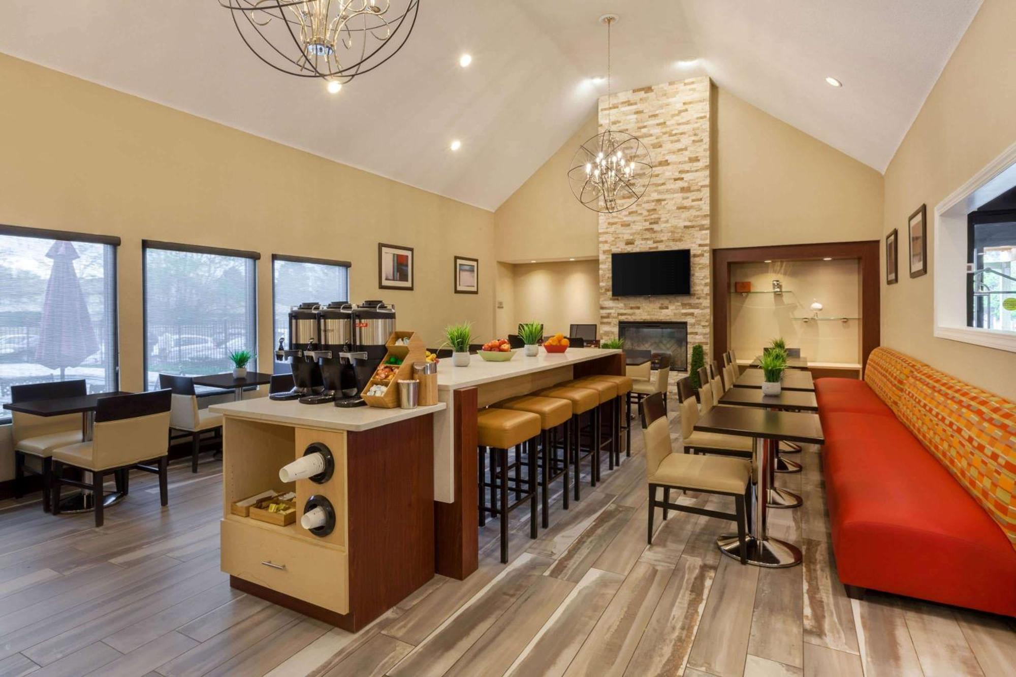 Hawthorn Suites By Wyndham Detroit Southfield Eksteriør bilde